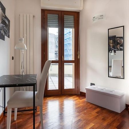 Attico Vicino Milano, Mxp, Rho Fiera Apartment บุสโตอาร์ซีซีโอ ภายนอก รูปภาพ
