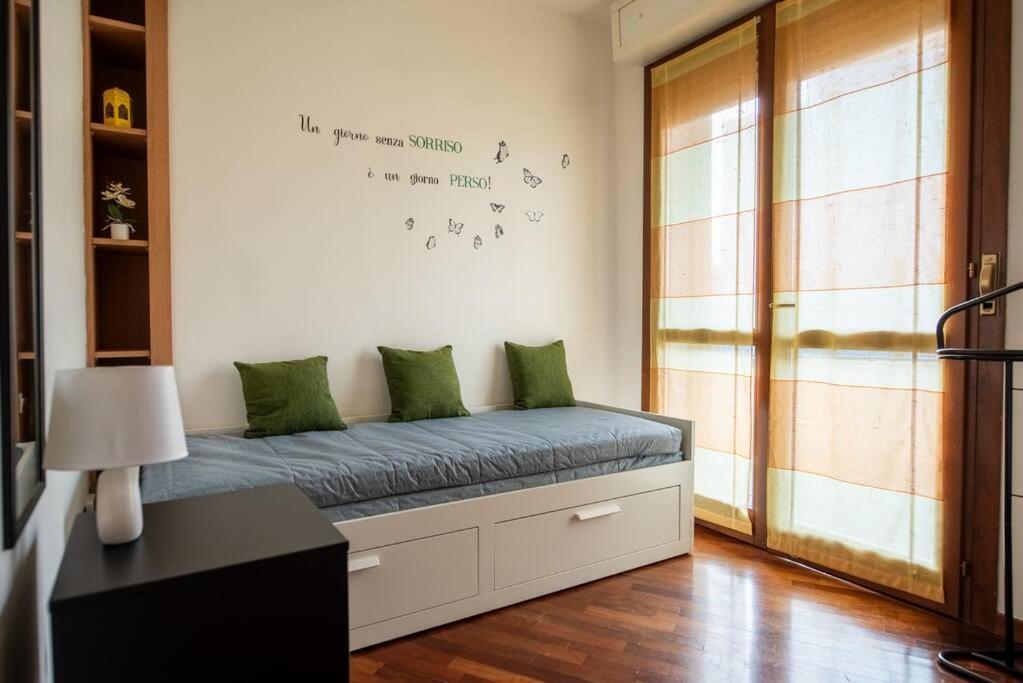 Attico Vicino Milano, Mxp, Rho Fiera Apartment บุสโตอาร์ซีซีโอ ภายนอก รูปภาพ